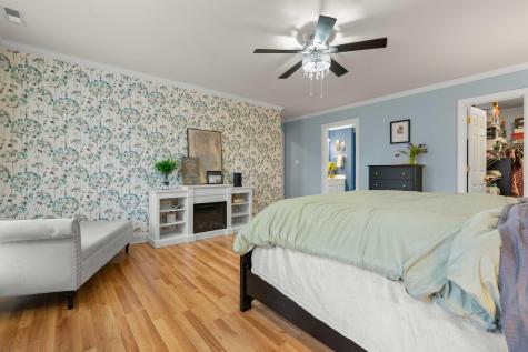 1480 Country Club Circle Manning SC 29102