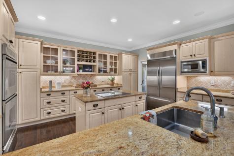 1567 Spinnaker Lane Charleston SC 29407