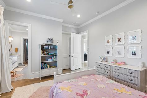 211 Ithecaw Creek Street Charleston SC 29492