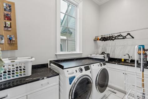 211 Ithecaw Creek Street Charleston SC 29492