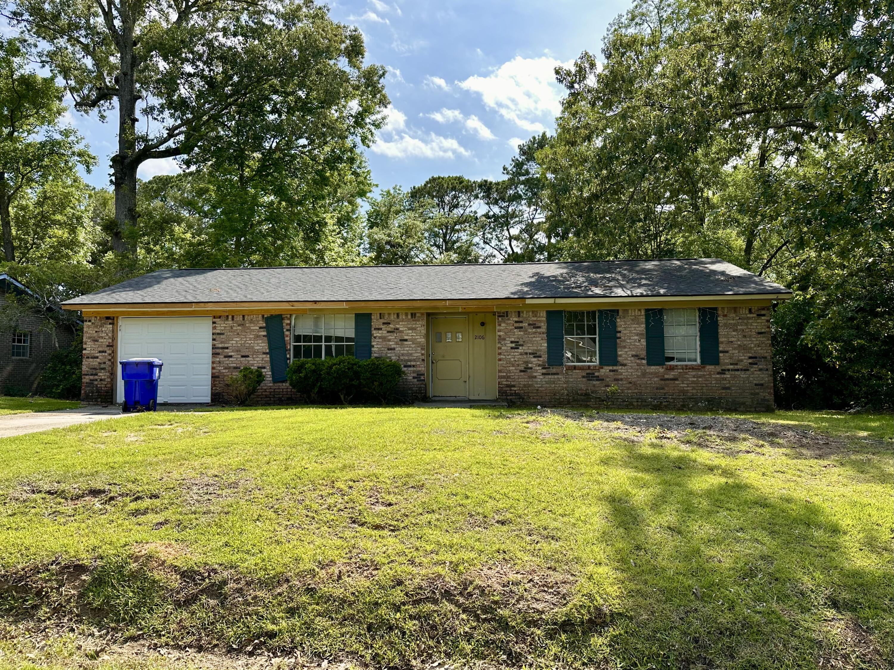 2106 Mission Avenue Charleston SC 29414