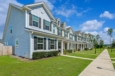 401 Stoneleigh Lane Moncks Corner SC 29461