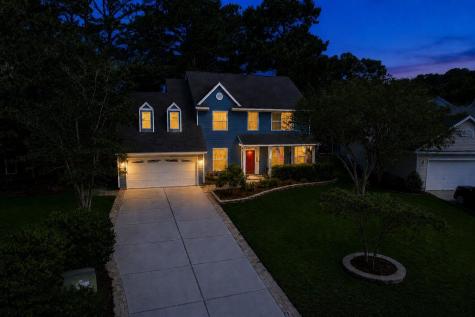 325 Jardinere Walk Mount Pleasant SC 29464