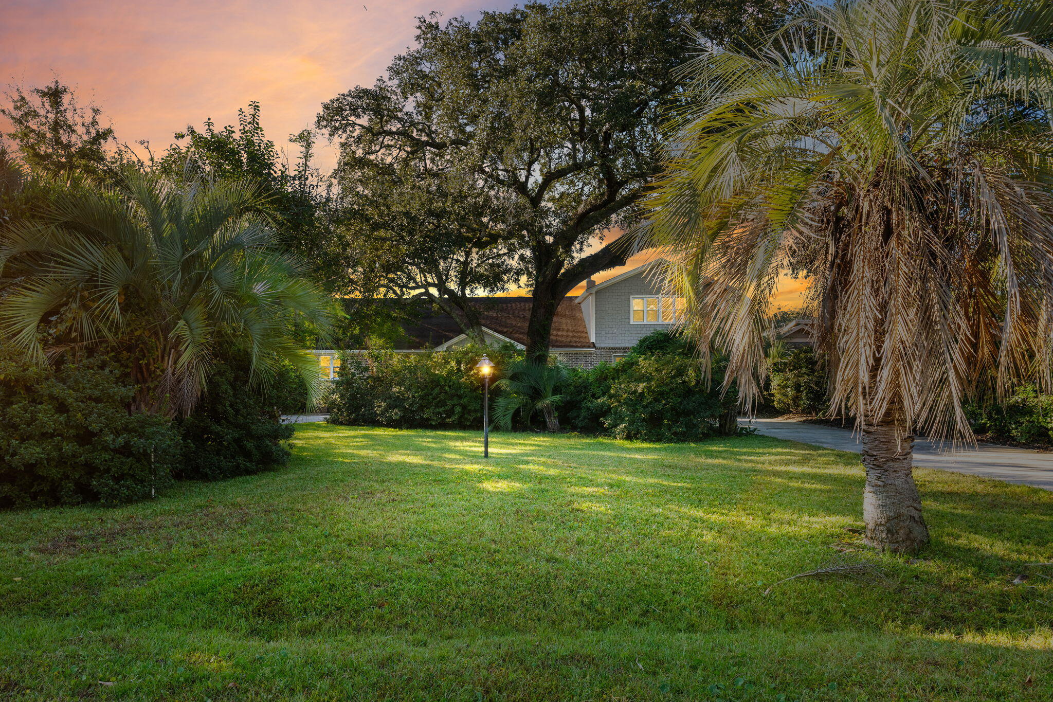 1315 S Edgewater Drive Charleston SC 29407