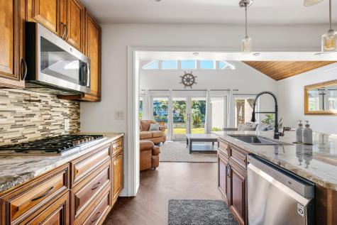 1315 S Edgewater Drive Charleston SC 29407