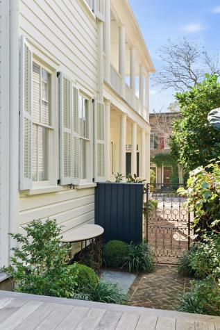 4 Wentworth Street Charleston SC 29401