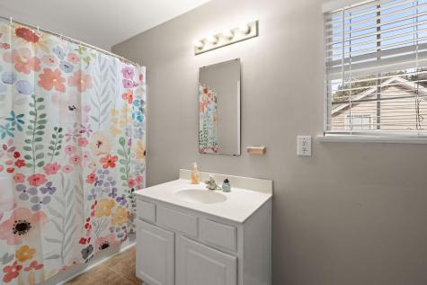 330 Aberdeen Circle Summerville SC 29483