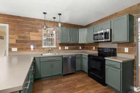 330 Aberdeen Circle Summerville SC 29483