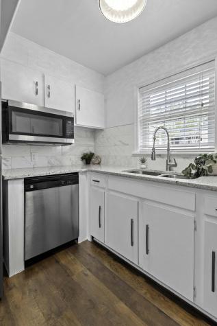 874 Colony Drive Charleston SC 29407