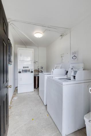 874 Colony Drive Charleston SC 29407