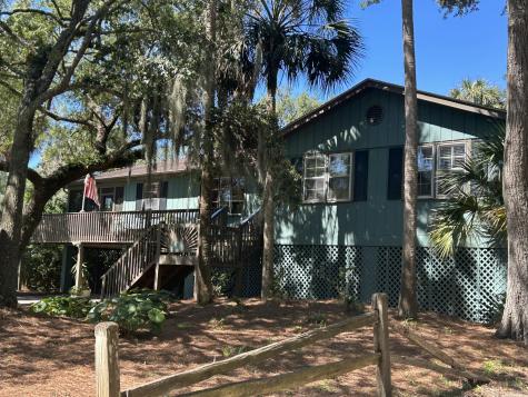 27 41st Avenue Isle Of Palms SC 29451