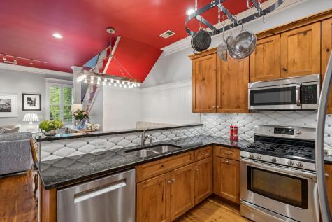 30 Mary Street Charleston SC 29403