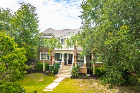 67 Delahow Street Daniel Island SC 29492