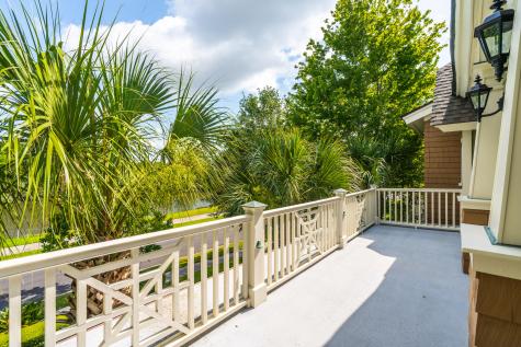 67 Delahow Street Daniel Island SC 29492
