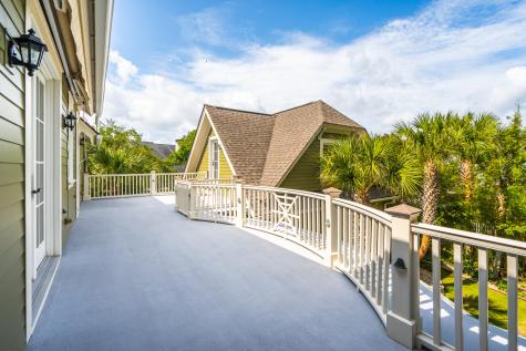 67 Delahow Street Daniel Island SC 29492