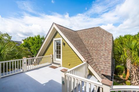 67 Delahow Street Daniel Island SC 29492