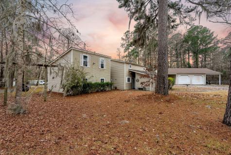 2015 Albert Storm Avenue Moncks Corner SC 29461