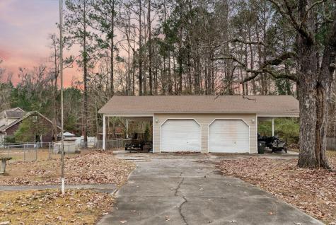 2015 Albert Storm Avenue Moncks Corner SC 29461
