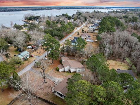 2015 Albert Storm Avenue Moncks Corner SC 29461