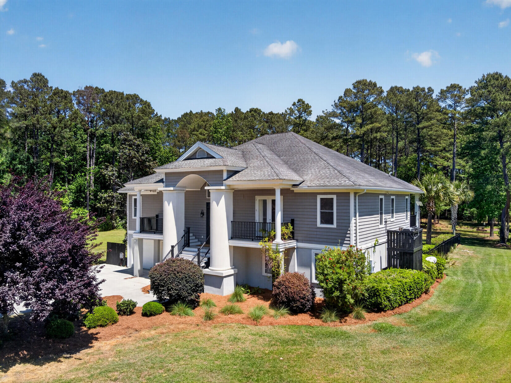 7246 Highway 165 Ravenel SC 29470