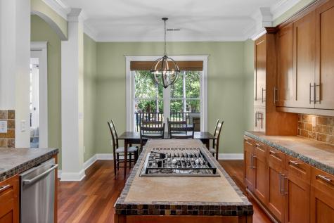 7246 Highway 165 Ravenel SC 29470