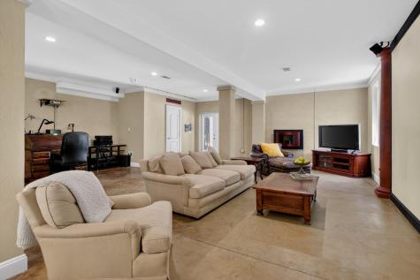 7246 Highway 165 Ravenel SC 29470