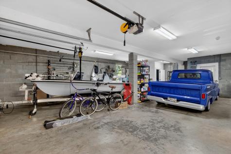 7246 Highway 165 Ravenel SC 29470