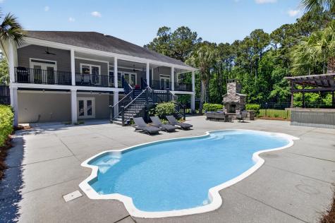 7246 Highway 165 Ravenel SC 29470