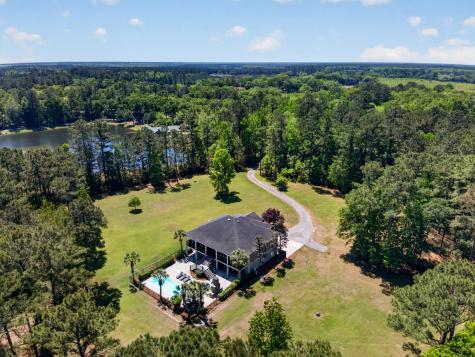 7246 Highway 165 Ravenel SC 29470