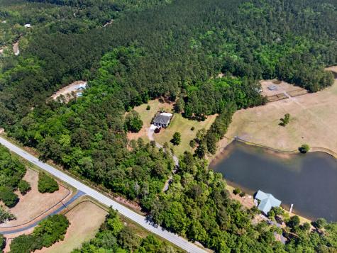 7246 Highway 165 Ravenel SC 29470