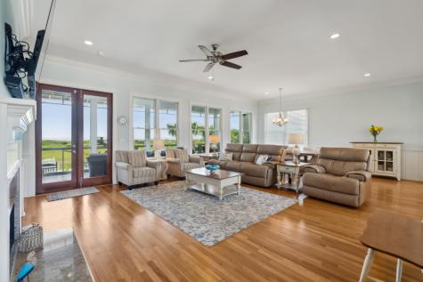 2904B Palm Isle Of Palms SC 29451