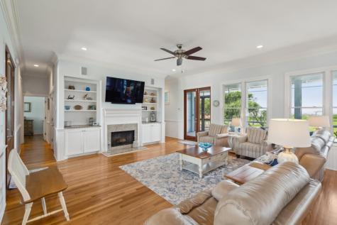 2904B Palm Isle Of Palms SC 29451