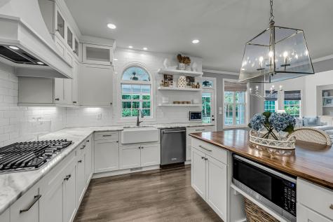 2205 Old Jay Lane Mount Pleasant SC 29466