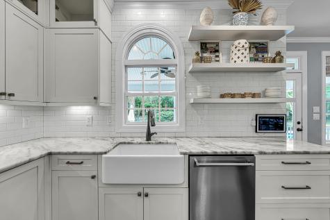 2205 Old Jay Lane Mount Pleasant SC 29466