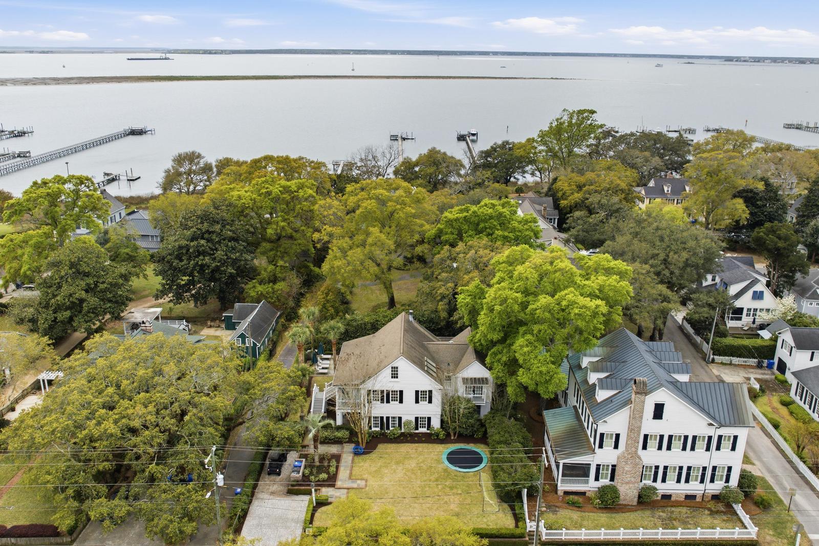 207 Pitt Street Mount Pleasant SC 29464