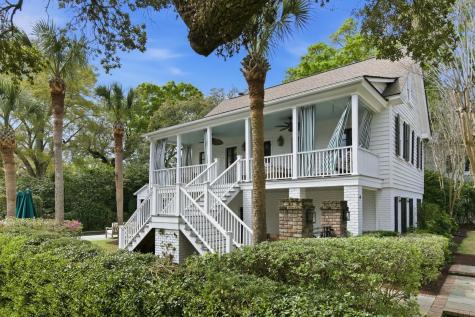 207 Pitt Street Mount Pleasant SC 29464