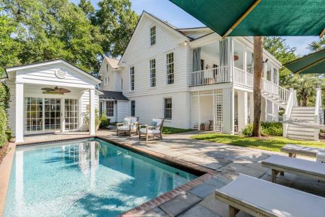 207 Pitt Street Mount Pleasant SC 29464