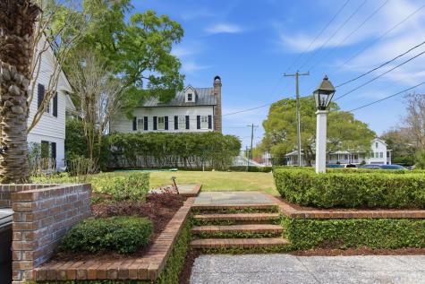 207 Pitt Street Mount Pleasant SC 29464