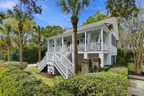 207 Pitt Street Mount Pleasant SC 29464