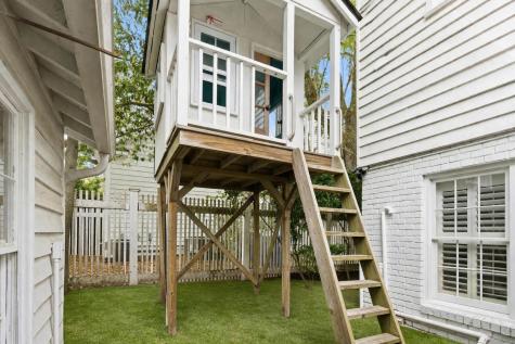 207 Pitt Street Mount Pleasant SC 29464