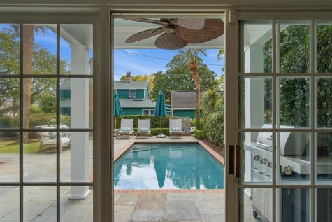 207 Pitt Street Mount Pleasant SC 29464