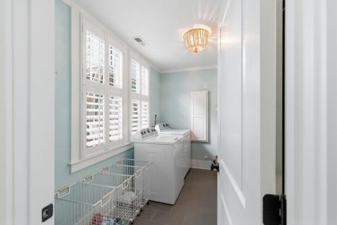207 Pitt Street Mount Pleasant SC 29464