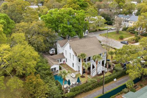 207 Pitt Street Mount Pleasant SC 29464