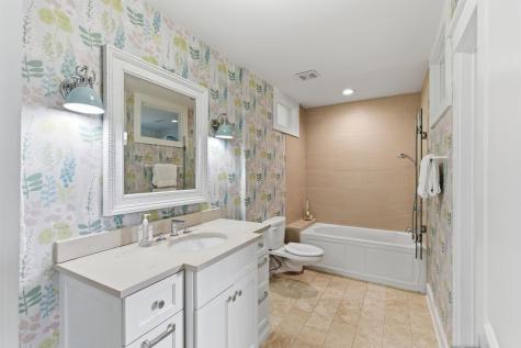 207 Pitt Street Mount Pleasant SC 29464