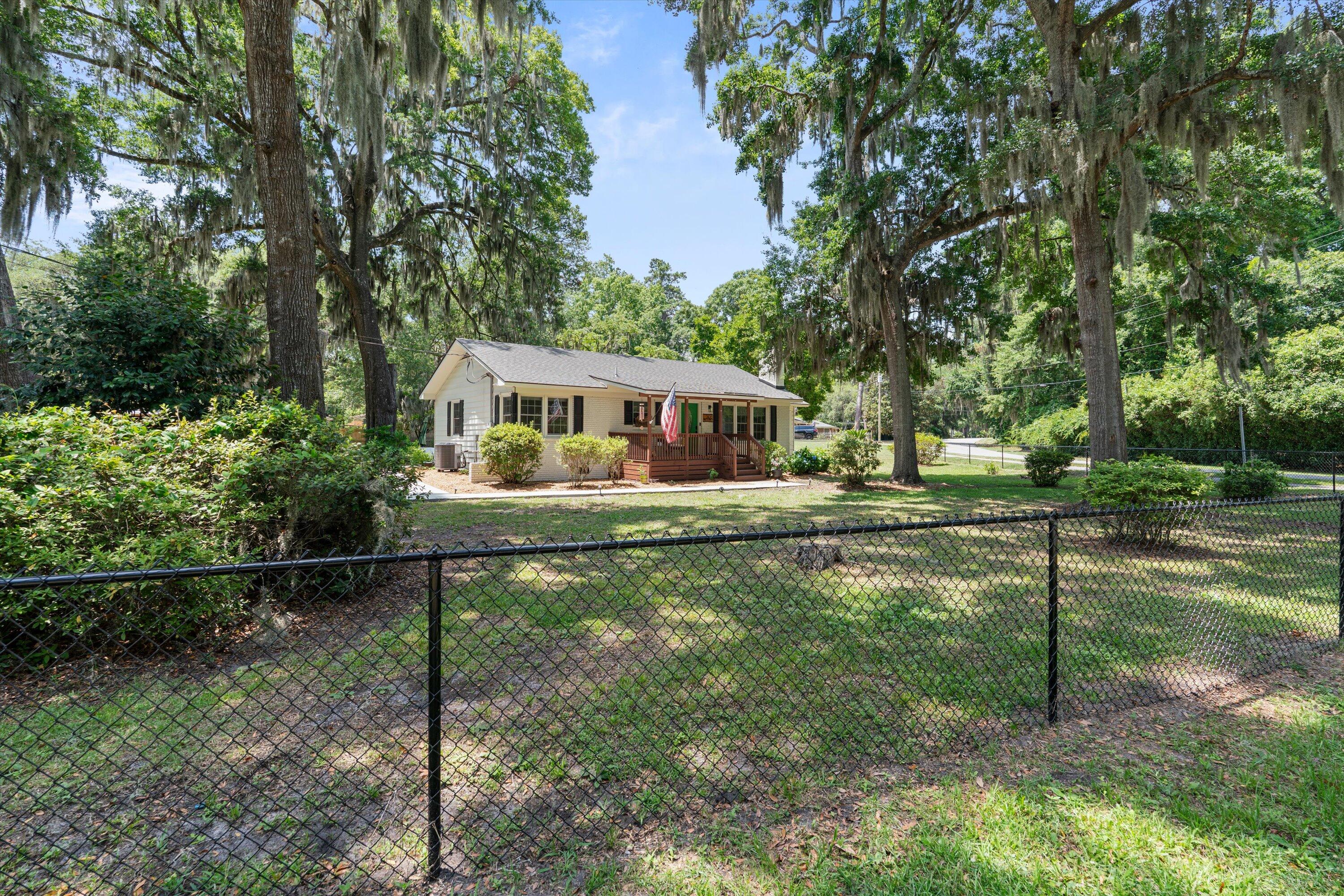 2420 Pine Court Beaufort SC 29902