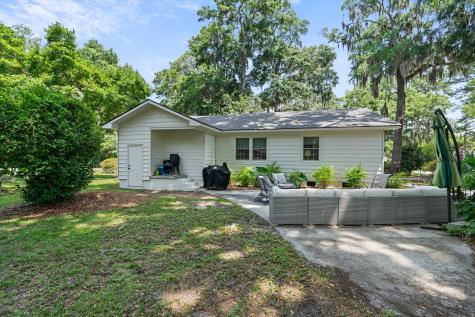 2420 Pine Court Beaufort SC 29902
