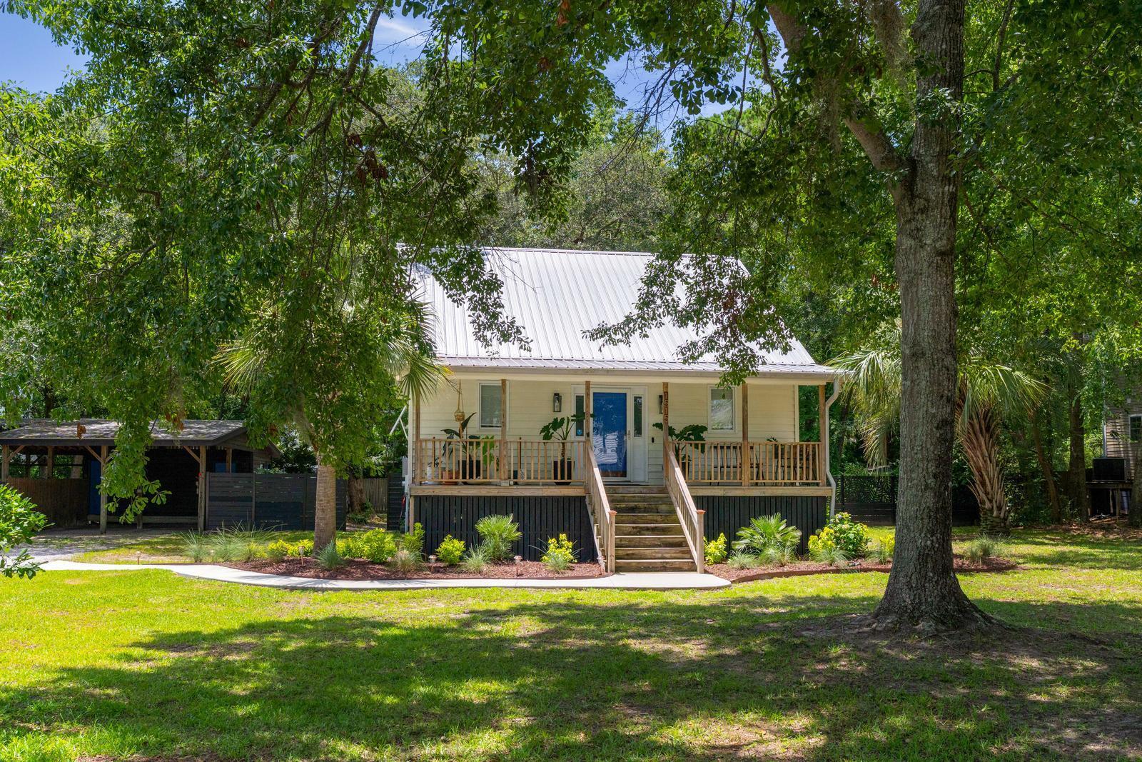 1515 N Lakeshore Drive Mount Pleasant SC 29466