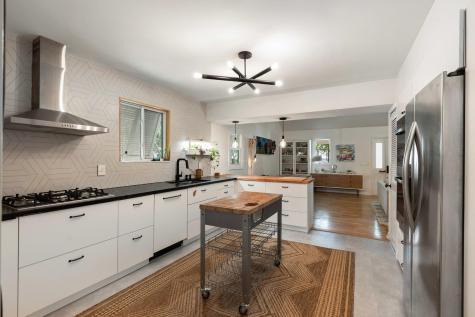 1515 N Lakeshore Drive Mount Pleasant SC 29466
