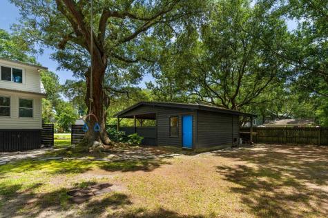 1515 N Lakeshore Drive Mount Pleasant SC 29466