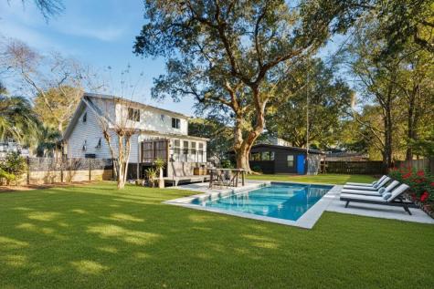 1515 N Lakeshore Drive Mount Pleasant SC 29466